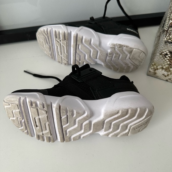 Saucony kids running shoes - Picture 4 of 4